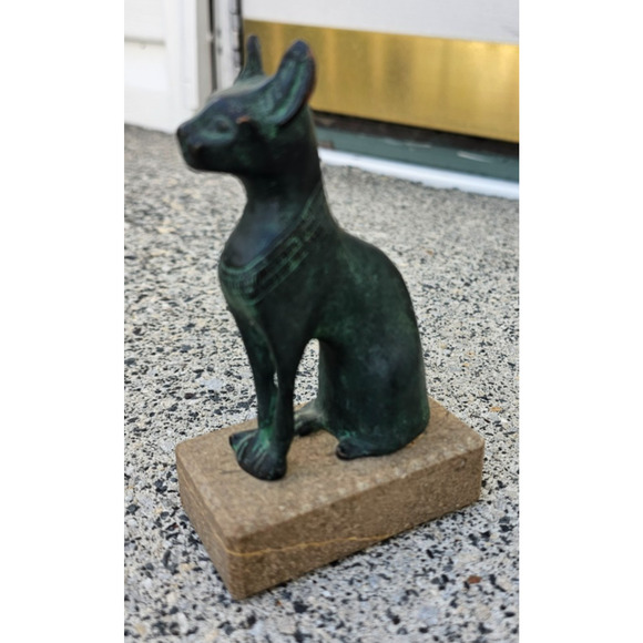 4.75" Sculpture "Little Bastet" Cast Metal on Stone - Picture 1 of 6